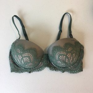 VS Dream Angels Lined Demi Bra 32D